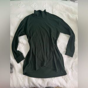 Old Navy Maternity sweater top